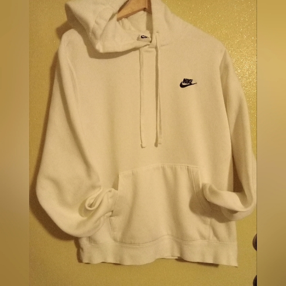 Nike Sportswear Club Fleece Medium White Hoodie Pullover